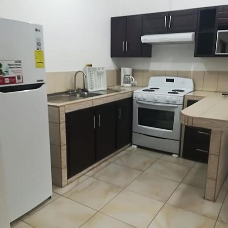 Apartamento Lopez Y Azofeifa Portete Exterior photo